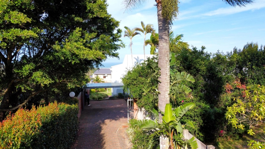 5 Bedroom Property for Sale in Beacon Bay Eastern Cape
